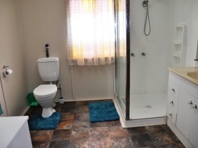17 Hill Street, Sarina QLD 4737