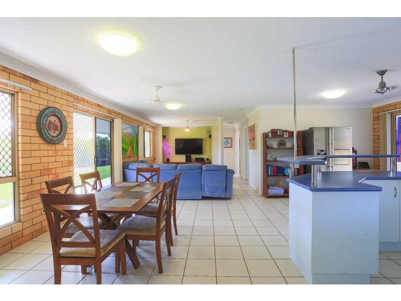 104 Newbery Rd, Sarina QLD 4737