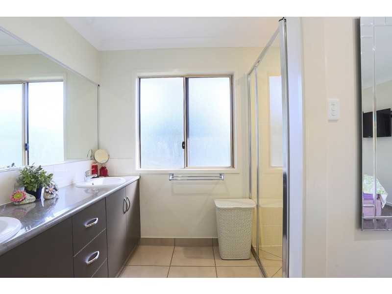 104 Newbery Rd, Sarina QLD 4737