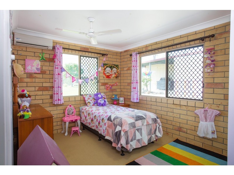 104 Newbery Rd, Sarina QLD 4737