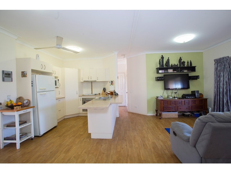 104 Newbery Rd, Sarina QLD 4737