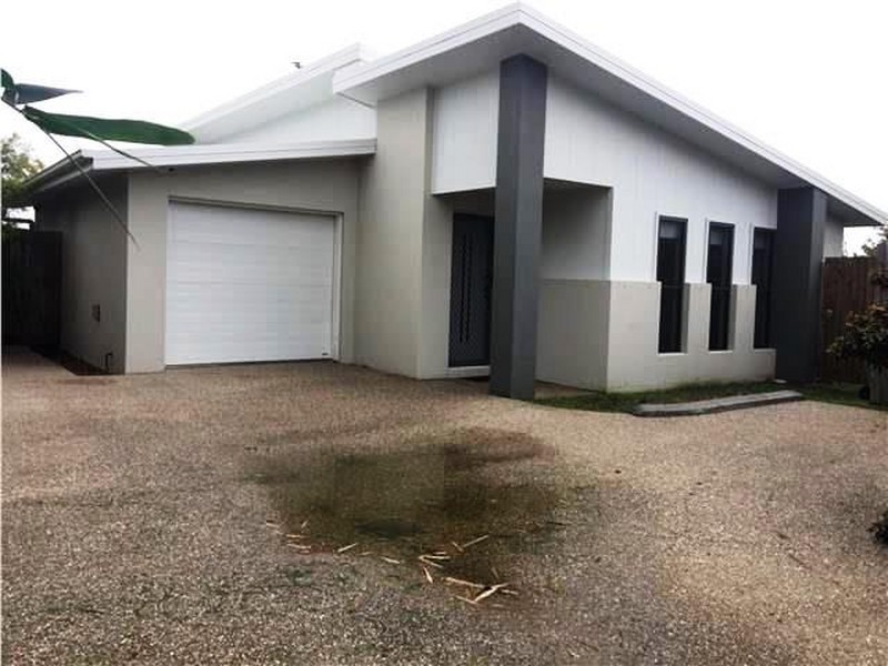 Unit 1/102 Rasmussen Avenue, Hay Point QLD 4740