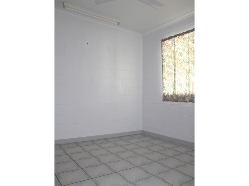 Unit 2/1 Beagrie Street, Sarina QLD 4737