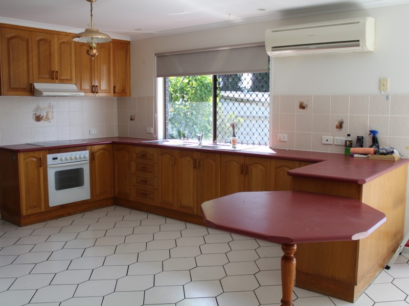 24 Hackett Court, Campwin Beach QLD 4737