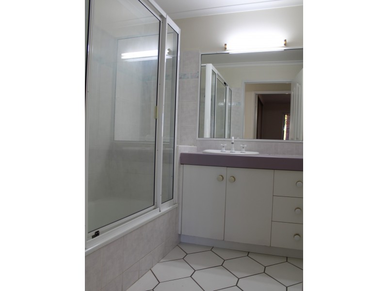 24 Hackett Court, Campwin Beach QLD 4737