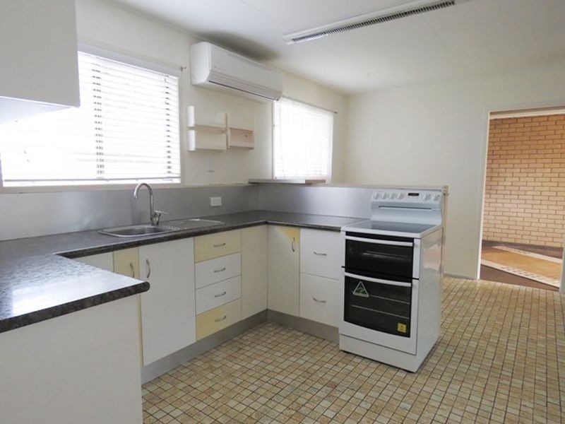 Unit 2/25 Hellwege Street, Hay Point QLD 4740