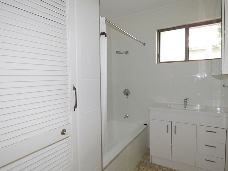 Unit 2/25 Hellwege Street, Hay Point QLD 4740