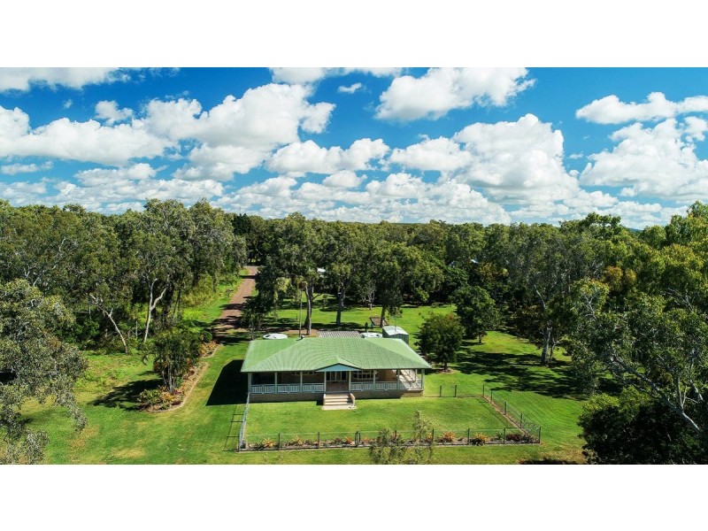 162 Miran Khan Drive, Armstrong Beach QLD 4737