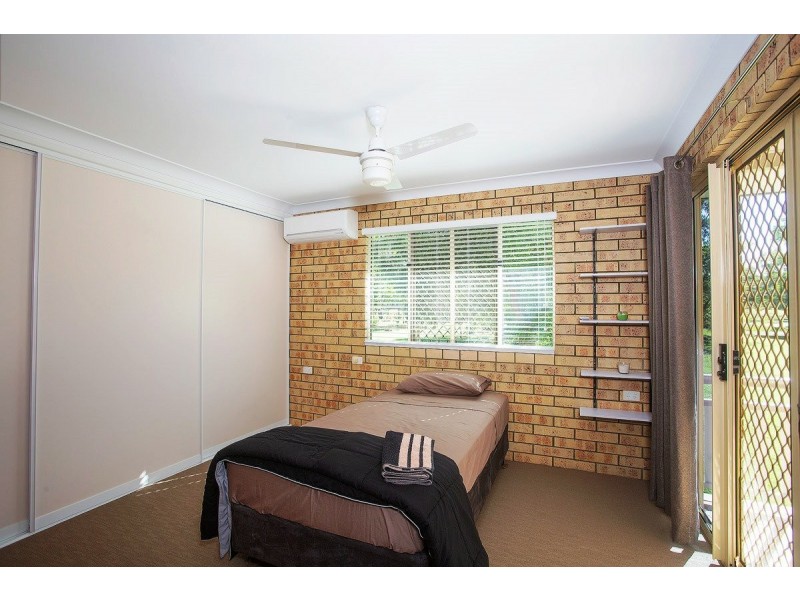 162 Miran Khan Drive, Armstrong Beach QLD 4737