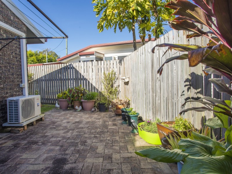 Unit 2/37 Holland St, West Mackay QLD 4740