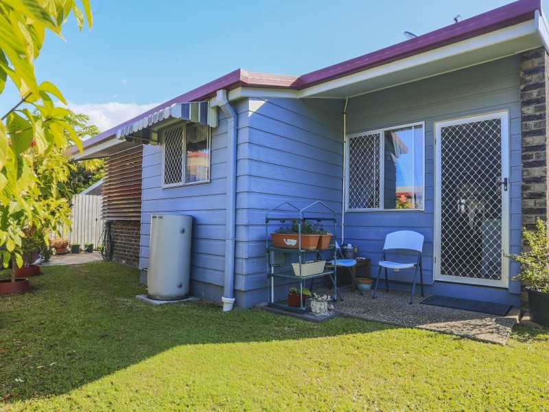 Unit 2/37 Holland St, West Mackay QLD 4740