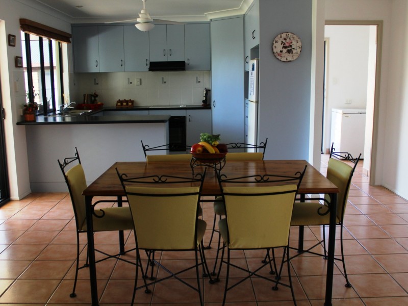 4 Crescent Street, Armstrong Beach QLD 4737