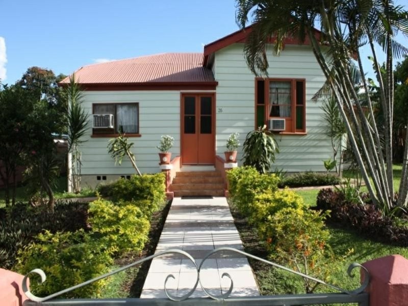 25 Anzac Street, Sarina QLD 4737