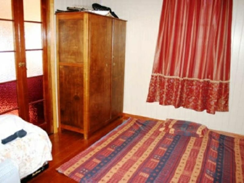 25 Anzac Street, Sarina QLD 4737