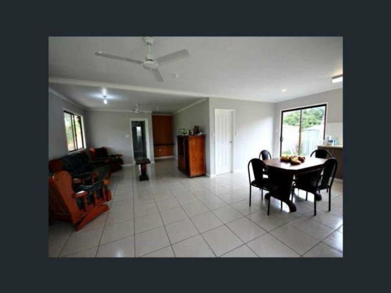 5 Lawrie Road, Sarina QLD 4737