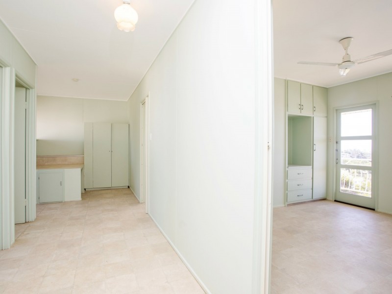 10 Antoney Lane, Sarina Beach QLD 4737