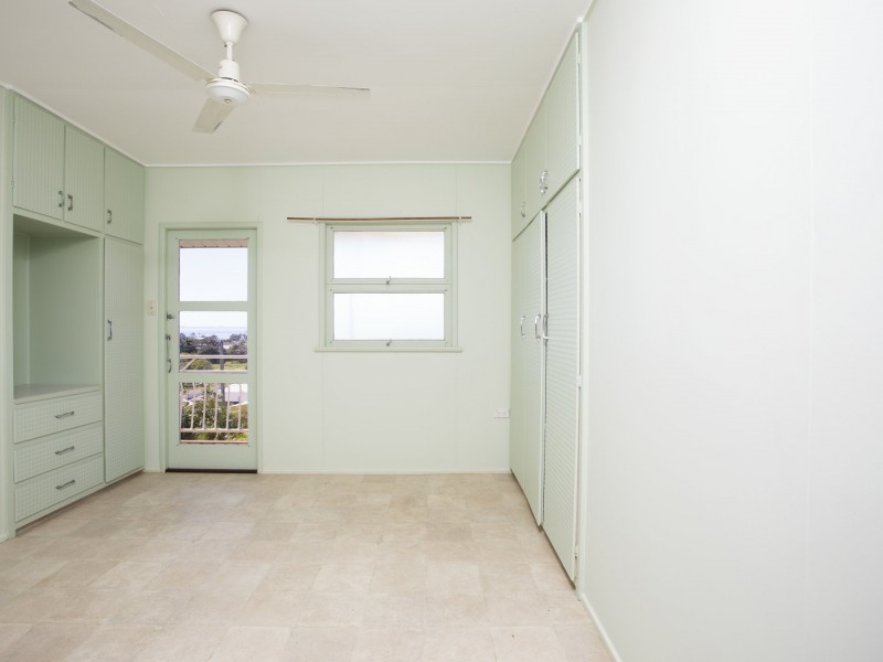 10 Antoney Lane, Sarina Beach QLD 4737