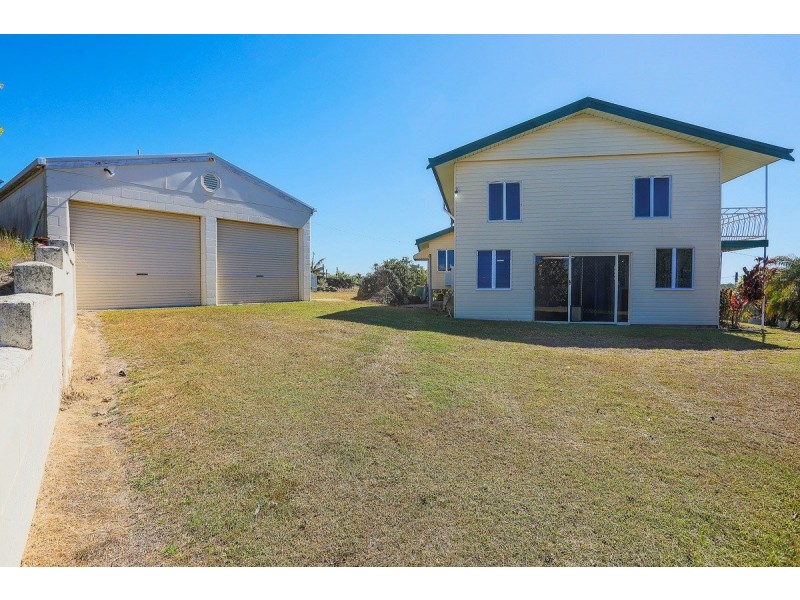 10 Antoney Lane, Sarina Beach QLD 4737