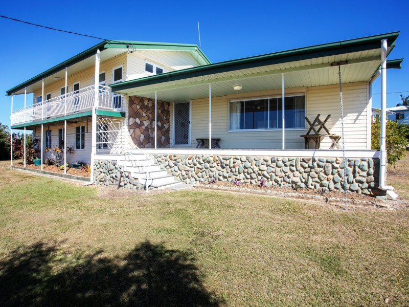 10 Antoney Lane, Sarina Beach QLD 4737