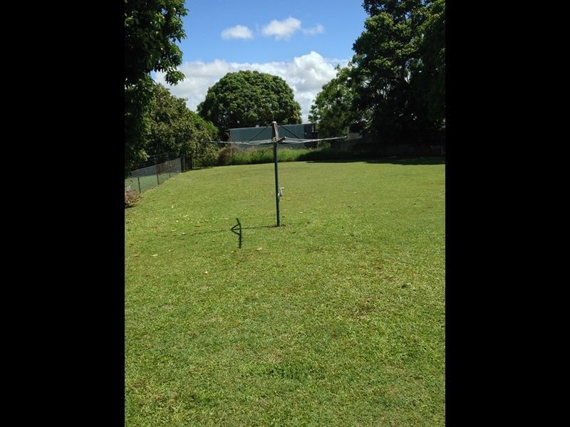20 Holmes Avenue, Sarina QLD 4737