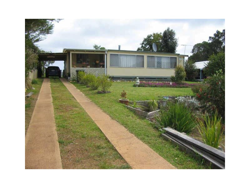 18 Dunnet Road, Nannup WA 6275