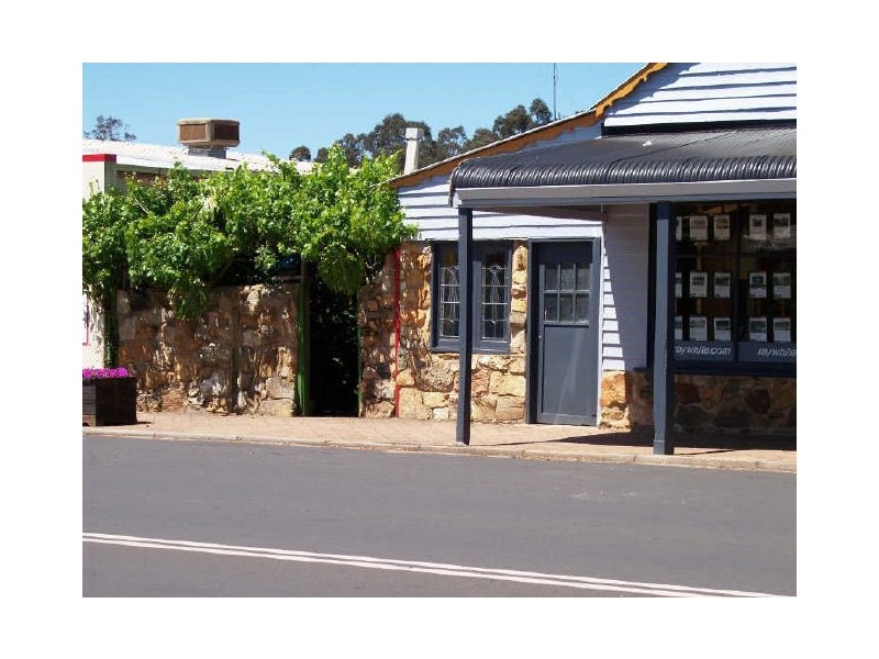 39 Warren Road, Nannup WA 6275