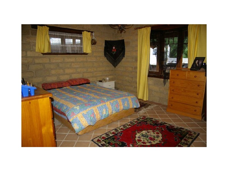 24 Walter Street, Nannup WA 6275