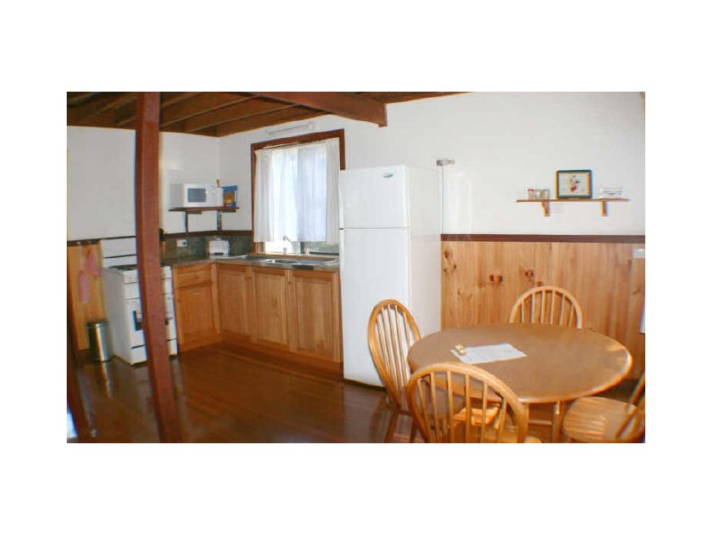 10 Balingup Road, Nannup WA 6275