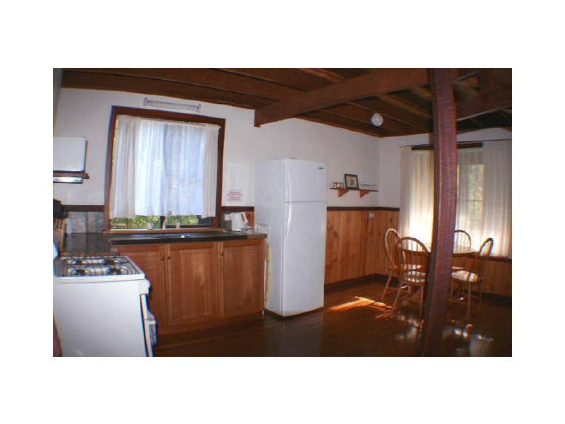 10 Balingup Road, Nannup WA 6275