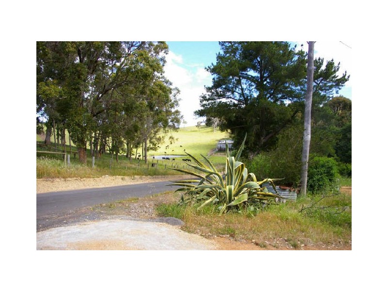 52 Dunnet Road, Nannup WA 6275