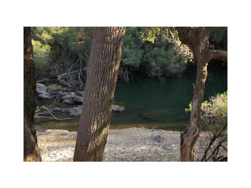 Lot 398 Longbottom Road, Darradup WA 6275