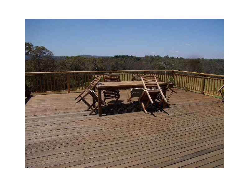 2 Dean Road, Nannup WA 6275