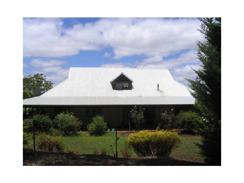 2 Dean Road, Nannup WA 6275