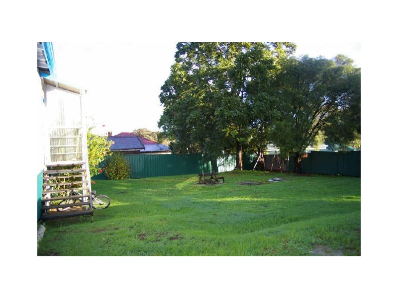 6 Higgins Street, Nannup WA 6275