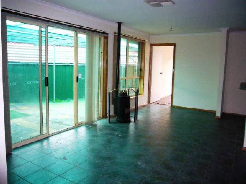 9 Mary Leonard Drive, Ingle Farm SA 5098