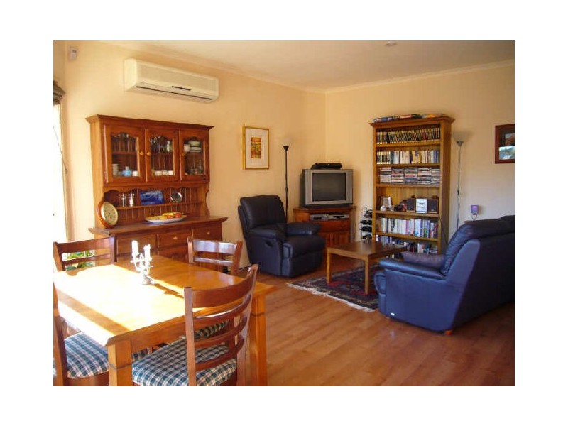 8B Napier Street, Renown Park SA 5008