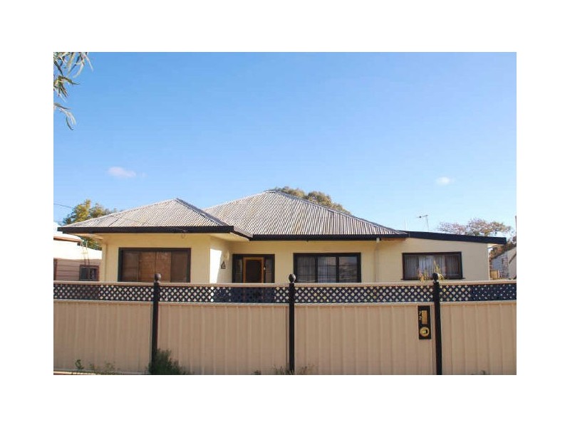 72 Ryan Street, Broken Hill NSW 2880