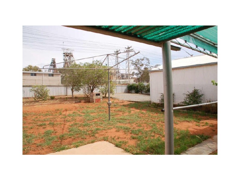 80 Eyre Street, Broken Hill NSW 2880