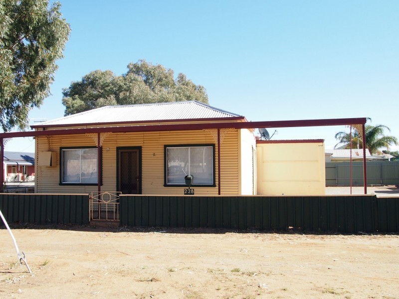 228 Cornish Street, Broken Hill NSW 2880