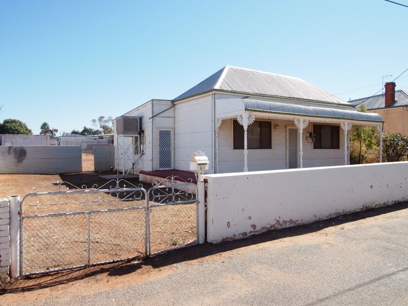 82 Gaffney Lane, Broken Hill NSW 2880