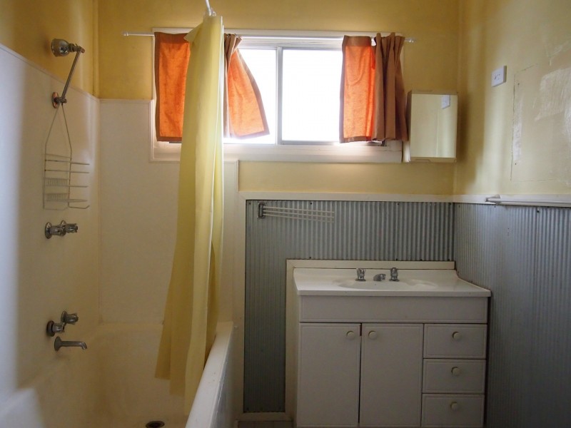 300 Piper Street, Broken Hill NSW 2880