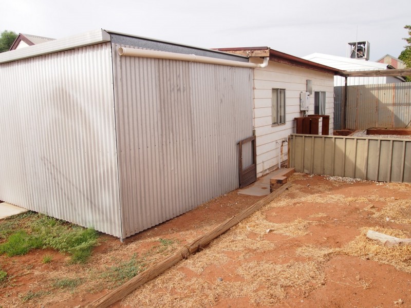 696 Chapple Street, Broken Hill NSW 2880