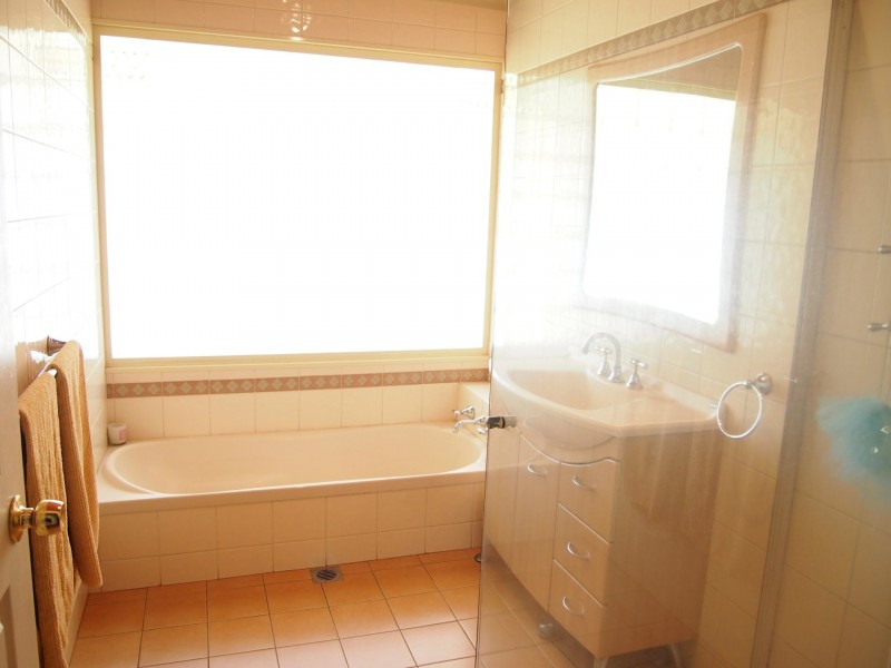 4 Brooks Street, Broken Hill NSW 2880