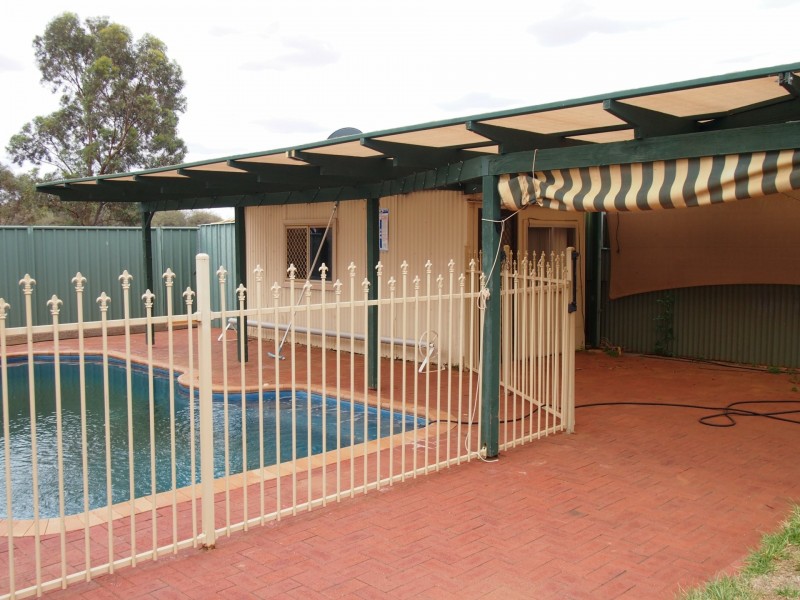 4 Brooks Street, Broken Hill NSW 2880