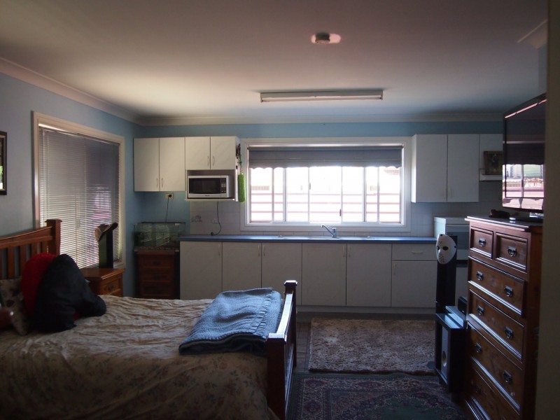 239 Knox Street, Broken Hill NSW 2880