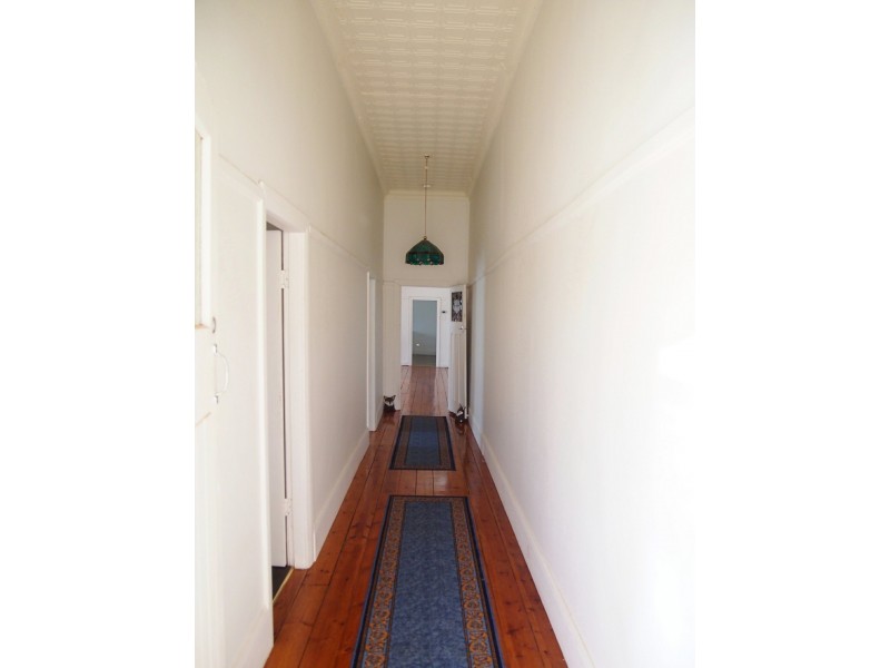 11 Mica Street, Broken Hill NSW 2880