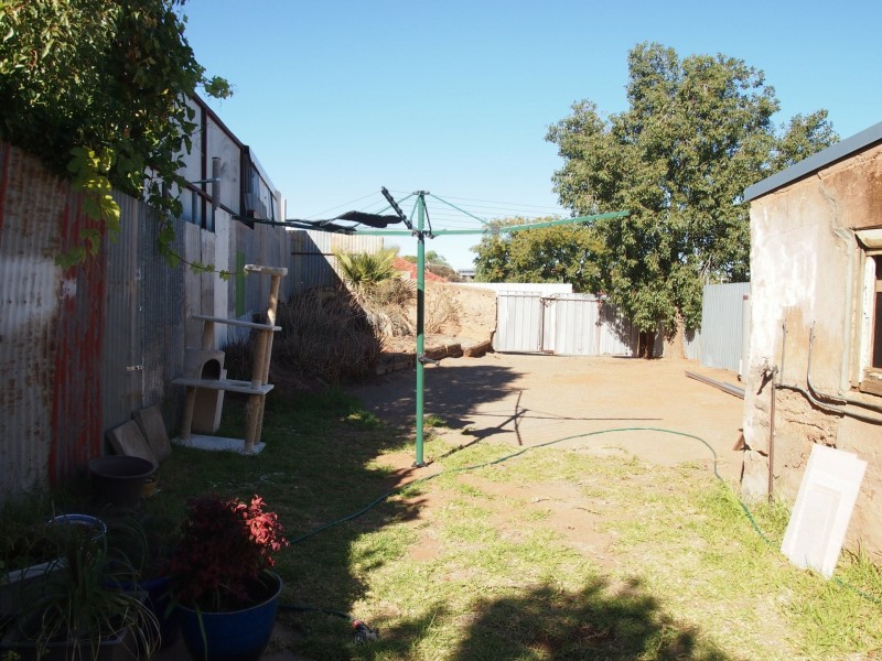 11 Mica Street, Broken Hill NSW 2880