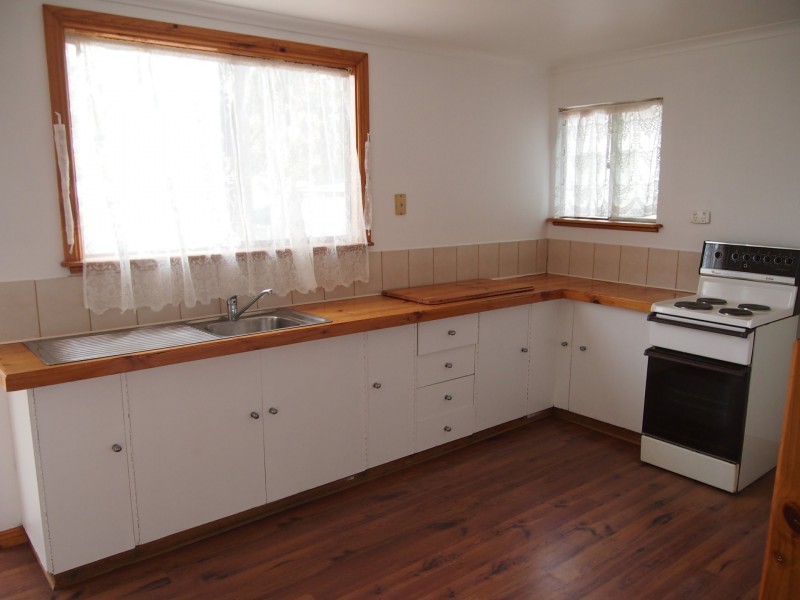 27 Nicholls Street, Broken Hill NSW 2880