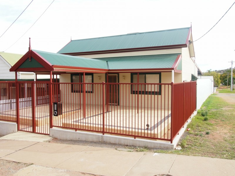20 Williams Street, Broken Hill NSW 2880
