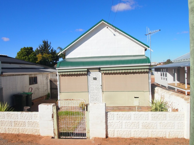 11 Mica Street, Broken Hill NSW 2880